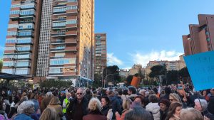 Maniestación del Vencindario contra esta pérdida de conexión con la Línea 1 de Metro y con el centro de Madrid.